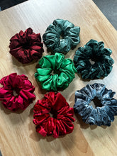 Load image into Gallery viewer, XXL scrunchie
