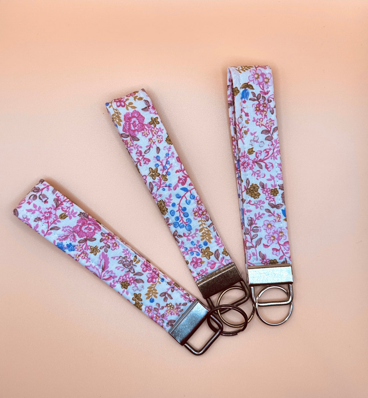 Wristlet Keychain - Ditzy Floral Pink