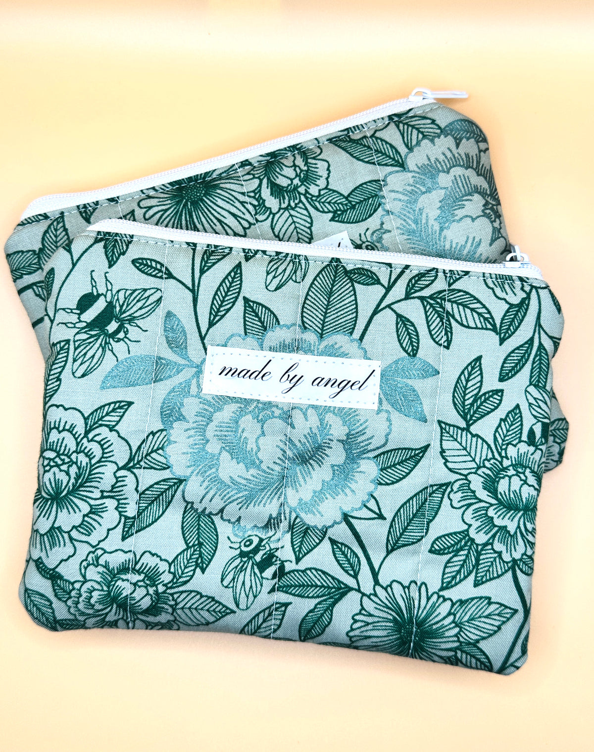 Flat Zipper Carry All Pouch - Sage Green Bee