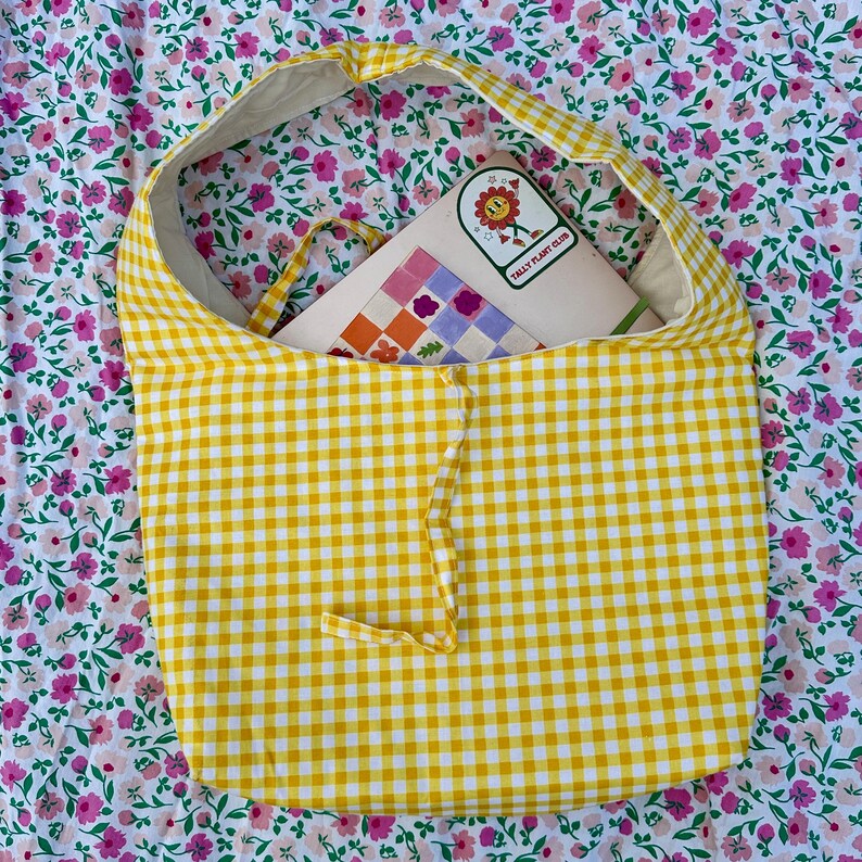 Yellow Gingham Bow Shoulder Bag with Pocket and Key Clasp
