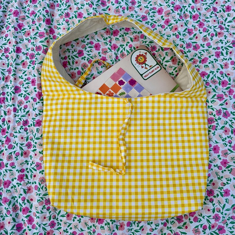 Yellow Gingham Bow Shoulder Bag with Pocket and Key Clasp
