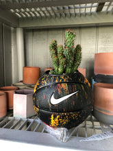 Load image into Gallery viewer, Mini Next Nature Basketball Planter
