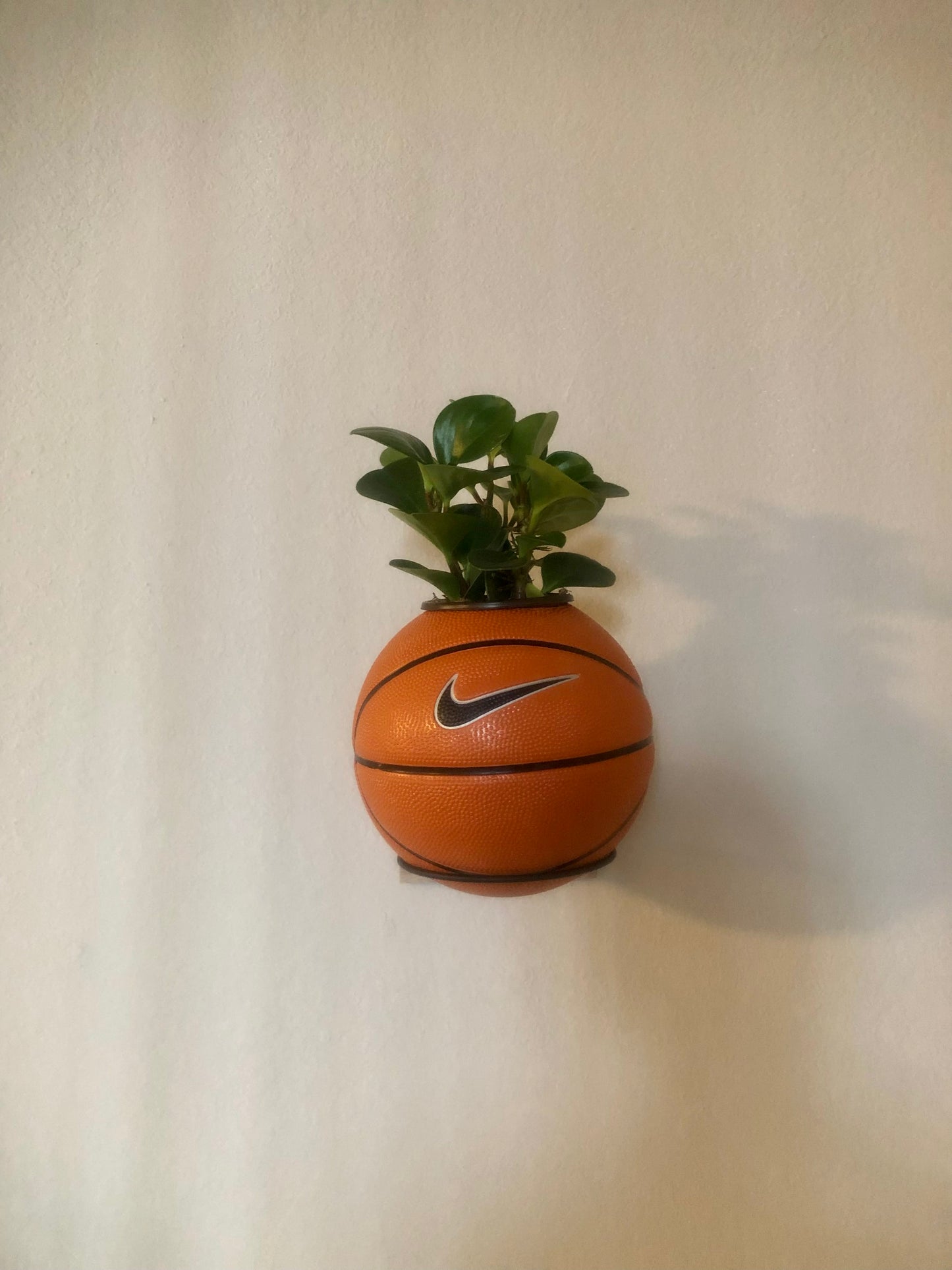 Mini Traditional Basketball Planter